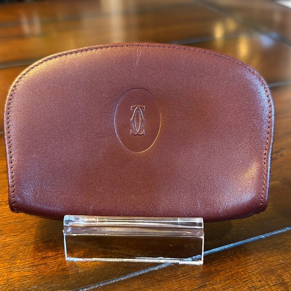 Cartier Pouch and Coin Purse in EXCELLENT used condition. - Picture 3 of 10